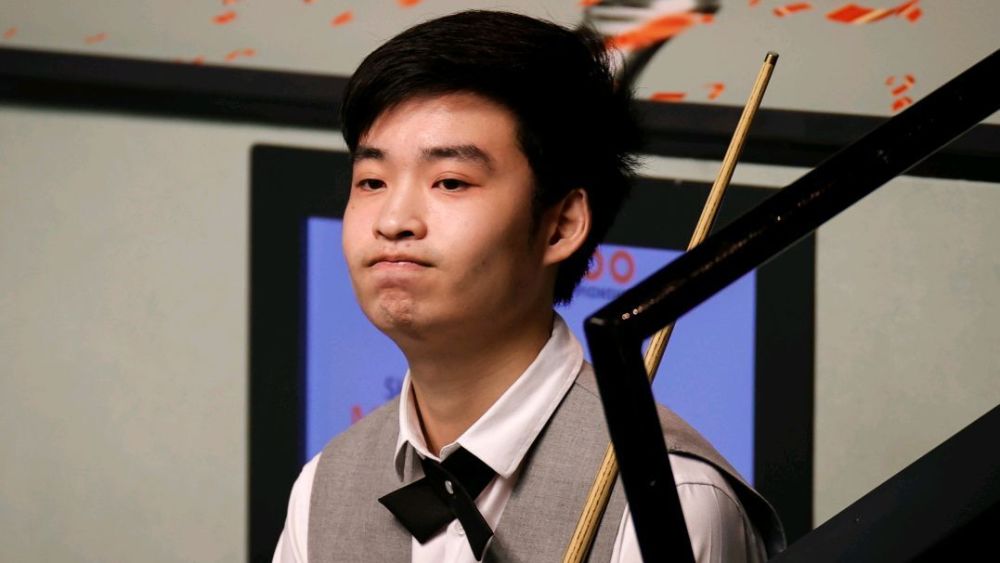 满了悬念 满了悬念