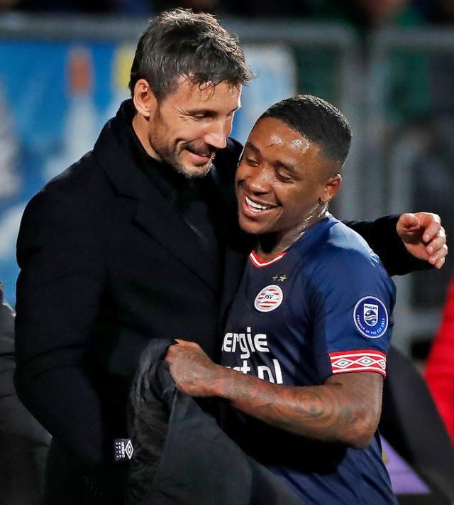 在禁区内防 在禁区内防