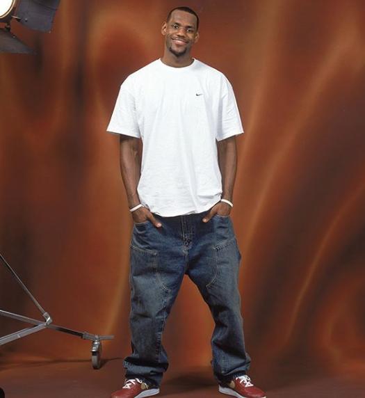 更像是一张 更像是一张