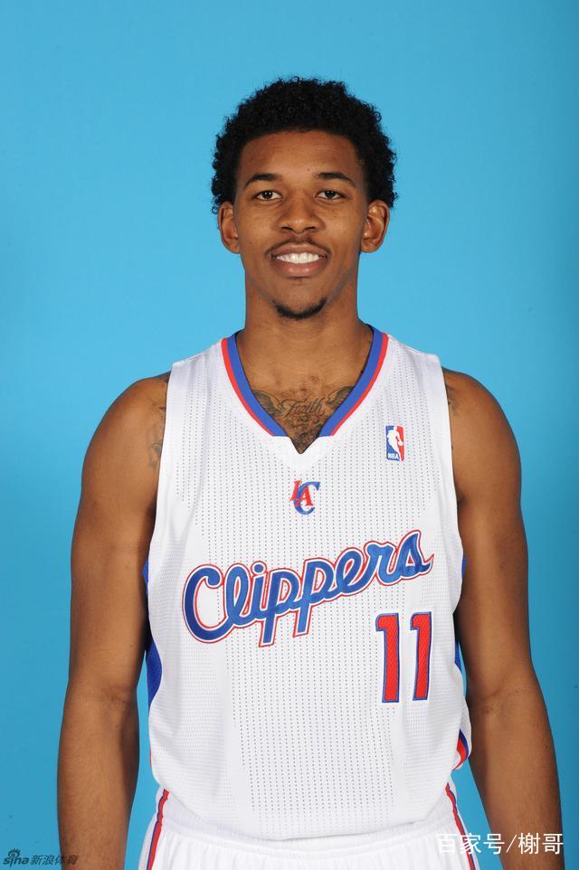 对比之下 对比之下