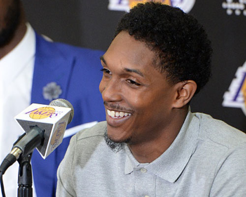 击败资深强 击败资深强